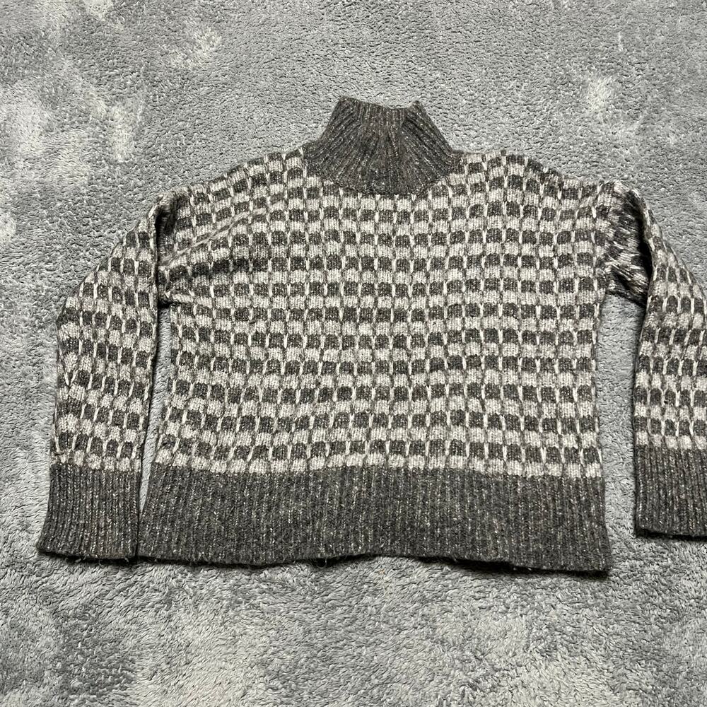 Everlane Gray Checkered Crew Neck Sweater